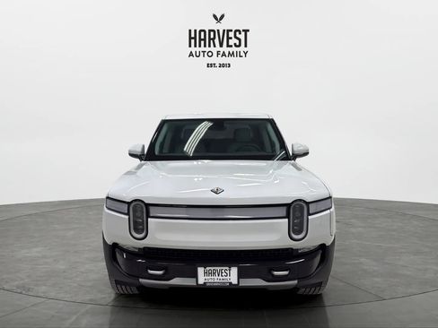 Used 2024 Rivian R1T Adventure AWD/4WD image 11