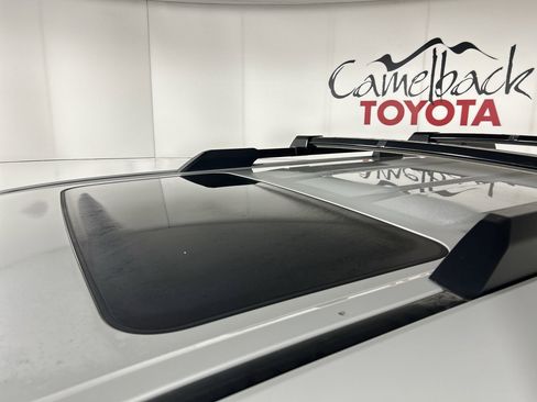 Used 2024 Toyota Land Cruiser image 10