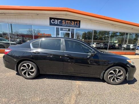 Used 2016 Honda Accord EX image 8