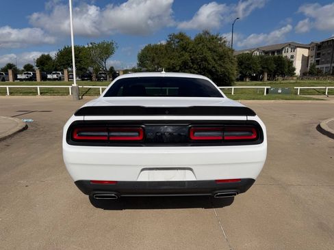 Used 2020 Dodge Challenger SXT w/ Plus Package RWD image 4