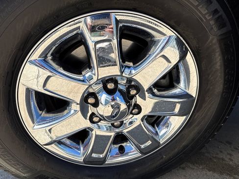 Used 2014 Ford F150 XLT w/ Equipment Group 302A Luxury AWD/4WD image 33