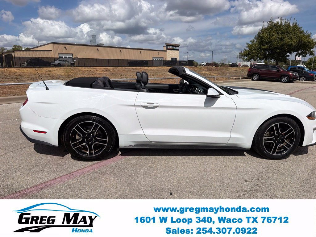 Used 2020 Ford Mustang Premium RWD image 11