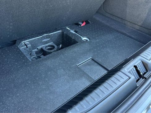 Used 2023 Alfa Romeo Giulia Estrema image 40