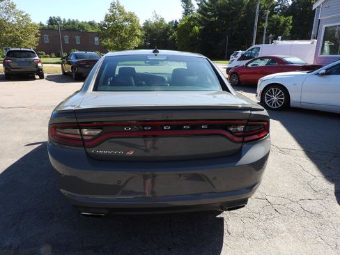 Used 2018 Dodge Charger GT AWD/4WD image 5