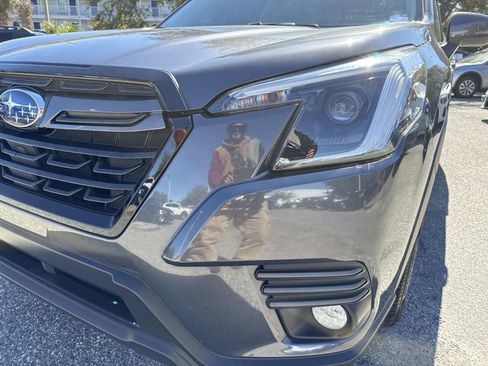 Used 2022 Subaru Forester Limited w/ Popular Package #3 image 9