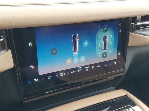 New 2026 Lincoln Navigator L Black Label AWD/4WD image 24
