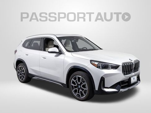 Used 2025 BMW X1 xDrive28i w/ Technology Package AWD/4WD image 11