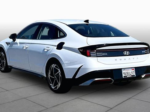 Used 2026 Hyundai Sonata SEL FWD image 11