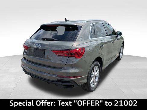 New 2025 Audi Q3 2.0T Premium image 2