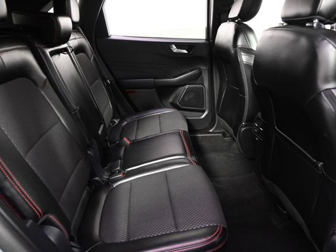 Used 2024 Ford Escape ST-Line w/ Tech Pack #1 AWD/4WD image 18