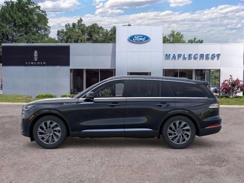 New 2026 Lincoln Aviator AWD image 3