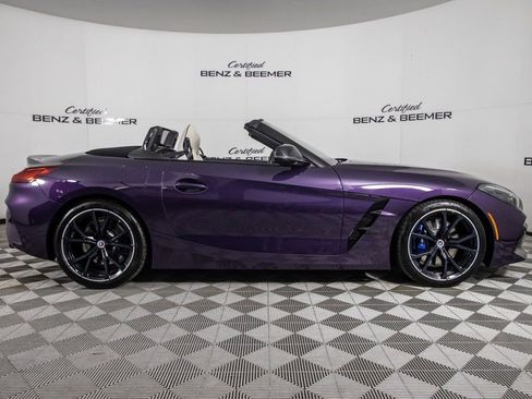 Used 2023 BMW Z4 M40i w/ Premium Package image 10