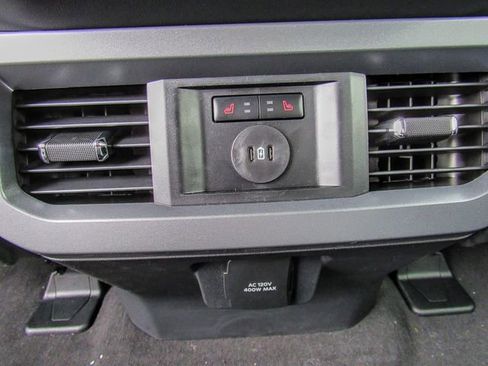 New 2025 Ford F250 Lariat w/ Lariat Ultimate Package image 9