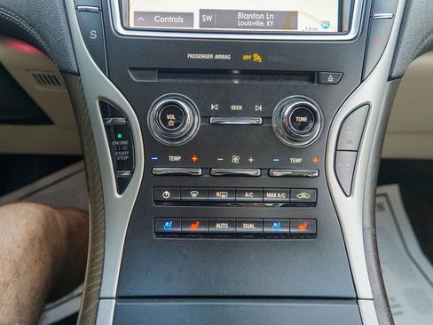 Used 2020 Lincoln Nautilus Reserve w/ Equipment Group 201A FWD image 29