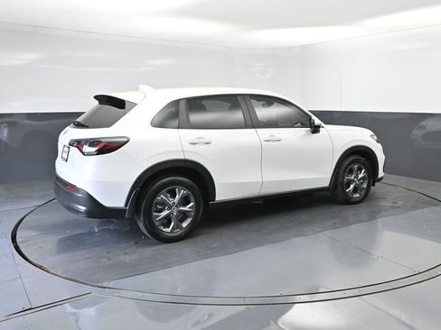 New 2026 Honda HR-V LX image 15