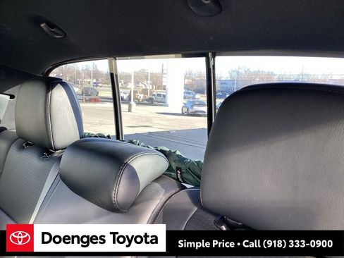 Used 2023 Toyota Tacoma Limited image 19