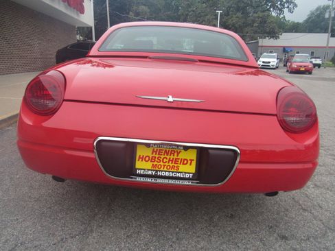Used 2002 Ford Thunderbird RWD image 3