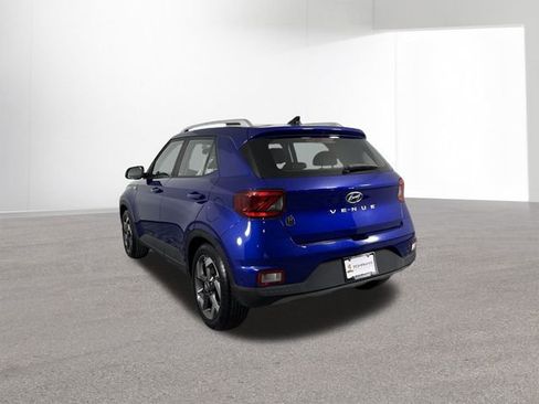 Used 2022 Hyundai Venue SEL w/ Cargo Package image 27