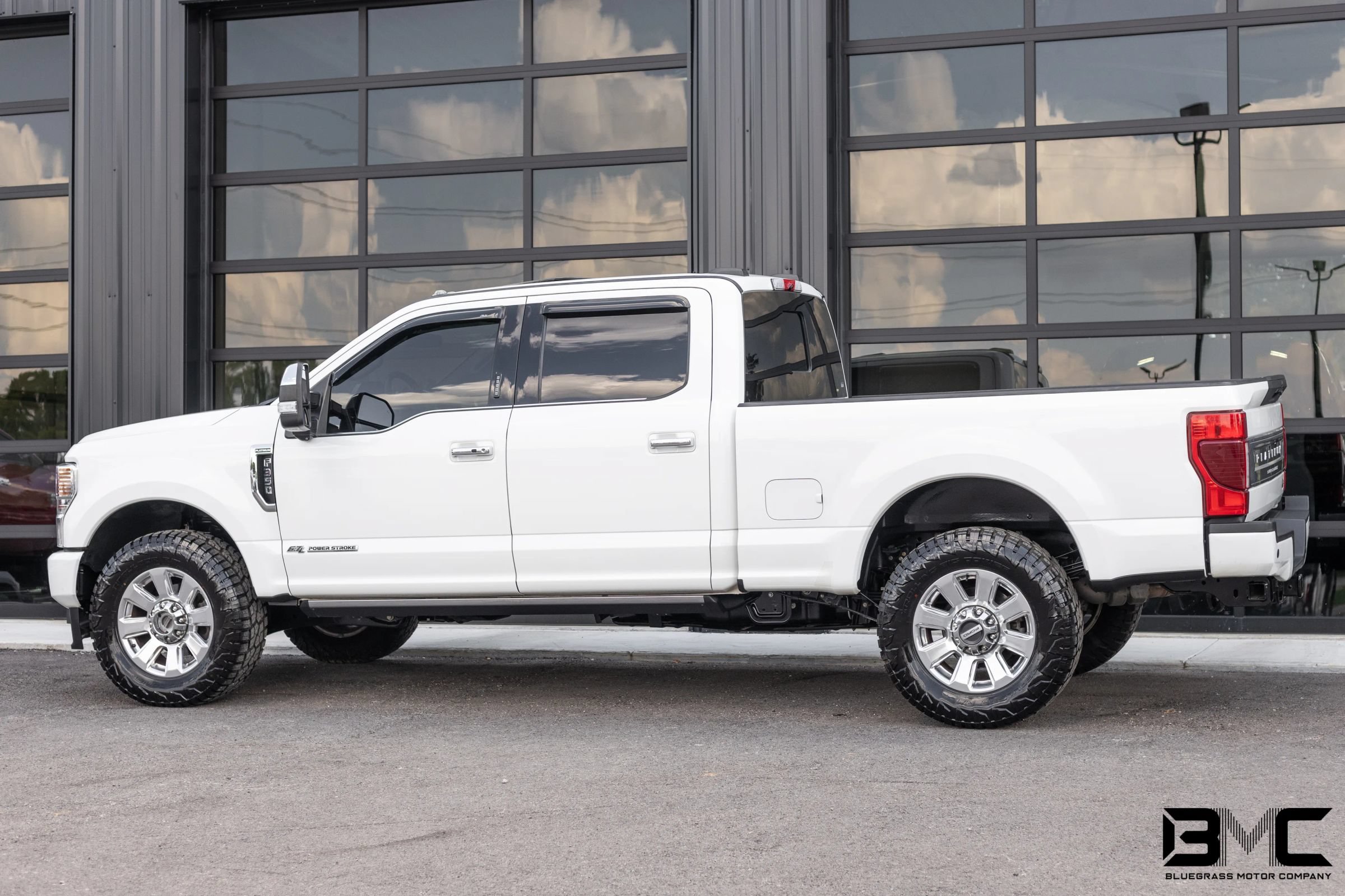 Used 2021 Ford F350 Platinum AWD/4WD image 5