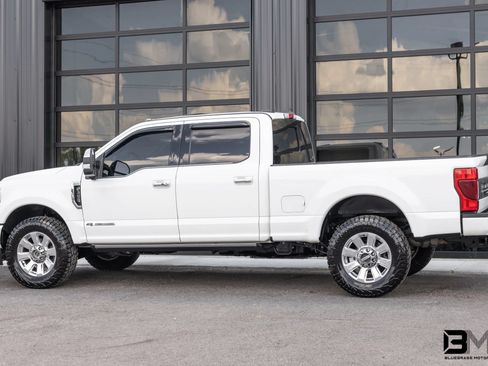 Used 2021 Ford F350 Platinum AWD/4WD image 5