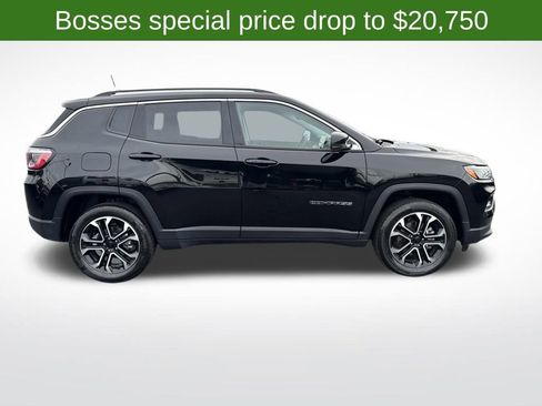 Certified 2022 Jeep Compass Limited image 2
