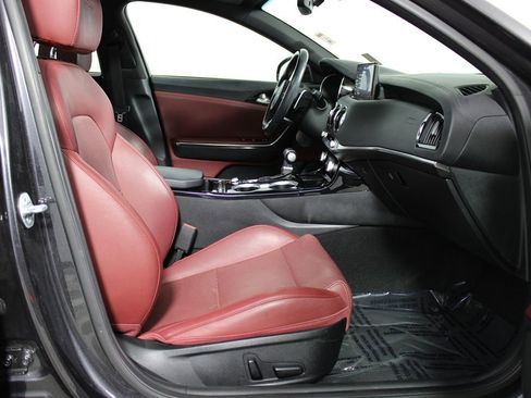 Used 2022 Kia Stinger GT-Line w/ Sun & Sound Package image 11