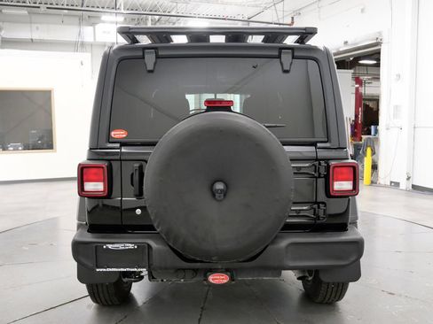 Used 2020 Jeep Wrangler Unlimited Sport w/ Technology Group AWD/4WD image 6