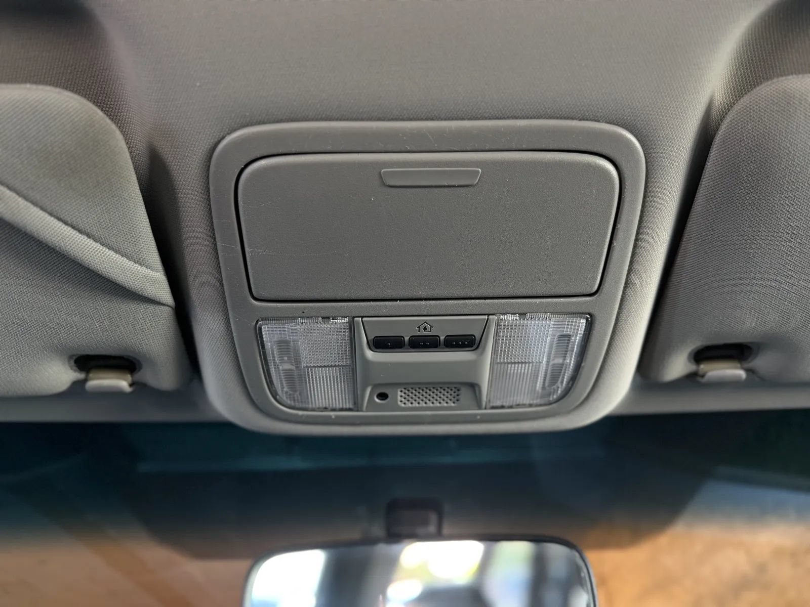 Used 2010 Honda Odyssey EX image 34