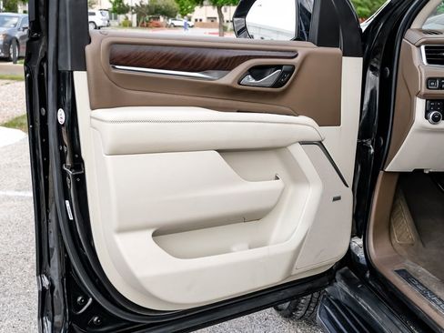 Used 2022 GMC Yukon Denali AWD/4WD image 50