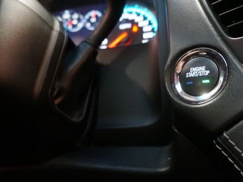 Used 2019 GMC Yukon Denali w/ Denali Ultimate Package AWD/4WD image 25