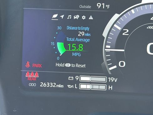 Used 2025 Toyota Tundra Platinum AWD/4WD image 11