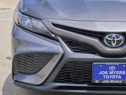 Used 2024 Toyota Camry SE FWD image 5