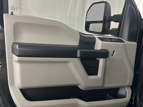 Used 2018 Ford F350 XL image 8