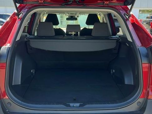 Used 2019 Toyota RAV4 LE w/ Carpet Mat Package AWD/4WD image 25