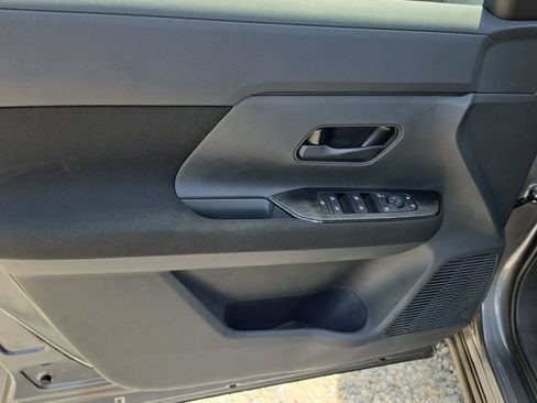 New 2026 Nissan Kicks S FWD image 17