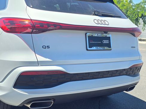 Certified 2025 Audi Q5 Premium w/ Premium Plus AWD/4WD image 7