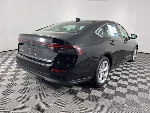 Used 2023 Honda Accord LX image 13