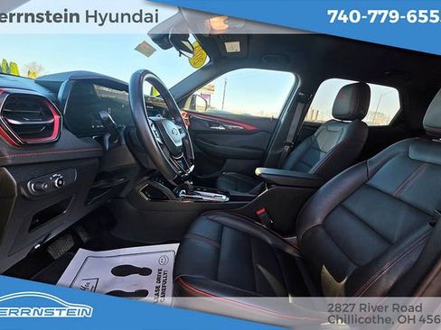 Used 2024 Chevrolet TrailBlazer RS image 25