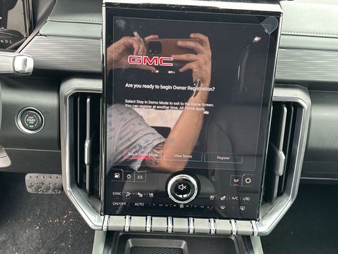 New 2026 GMC Acadia AT4 w/ Super Cruise Package AWD/4WD image 24