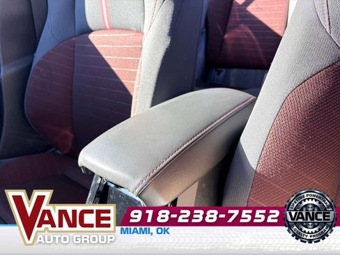 Used 2024 Toyota Corolla SE FWD image 33