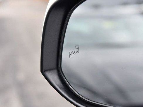 Used 2025 Toyota RAV4 XLE image 10