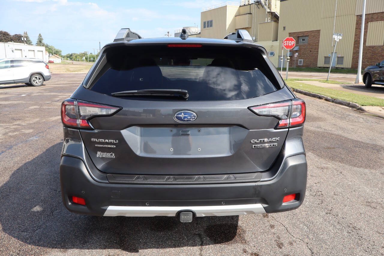 Used 2023 Subaru Outback Touring XT AWD/4WD image 11