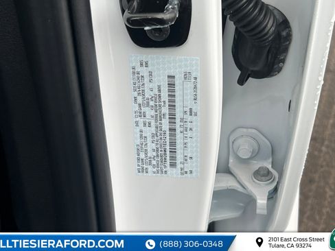 New 2026 Ford F250 Lariat w/ Black Appearance Package image 26