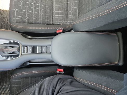 Certified 2024 Honda HR-V Sport image 22
