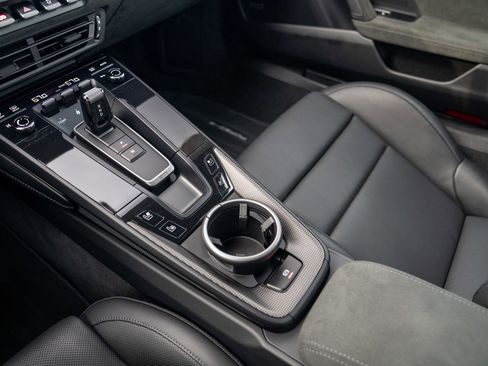 Used 2024 Porsche 911 Carrera GTS image 21