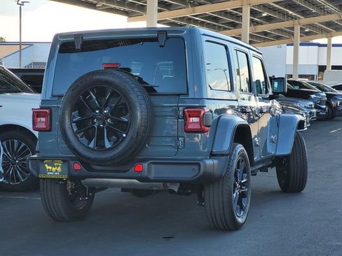 Certified 2025 Jeep Wrangler Unlimited Sahara w/ Safety Group image 4