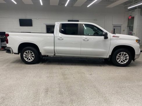 Used 2023 Chevrolet Silverado 1500 LT image 4