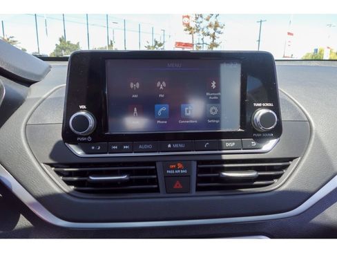 Used 2021 Nissan Altima 2.5 S FWD image 21