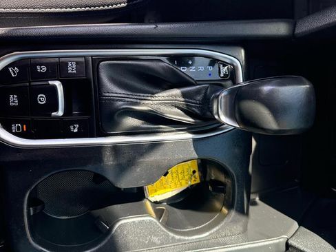 Used 2019 Hyundai Santa Fe Limited w/ Cargo Package image 26