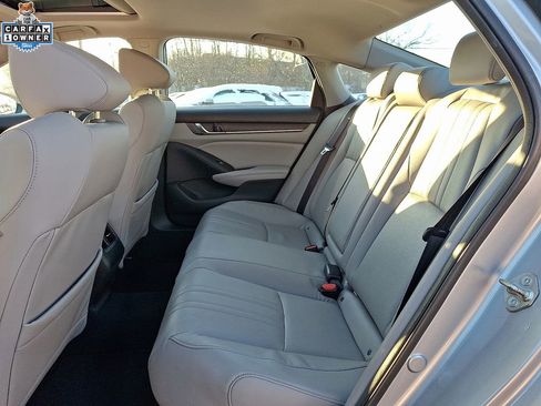 Used 2018 Honda Accord EX-L image 10